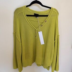 Lumiere V-Neck Lime Sweater